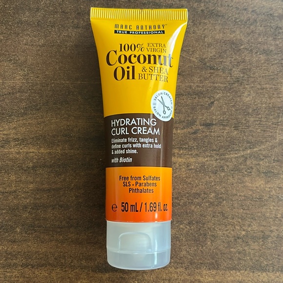 Marc Anthony Other - Hydrating curl cream